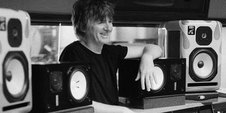 Neil Finn - Person | AudioCulture